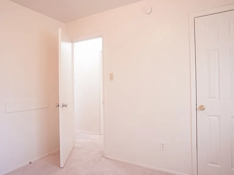 7404C Vintage Way — Photo 4