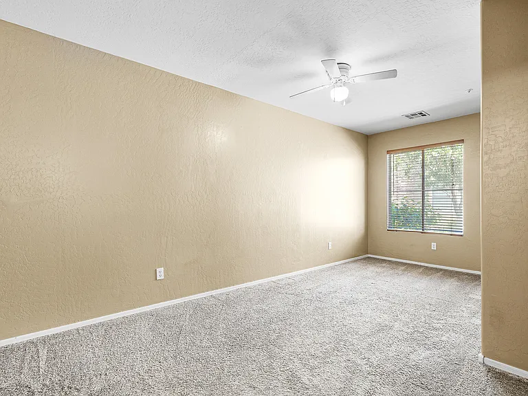 751 N Port Dr — Photo 10