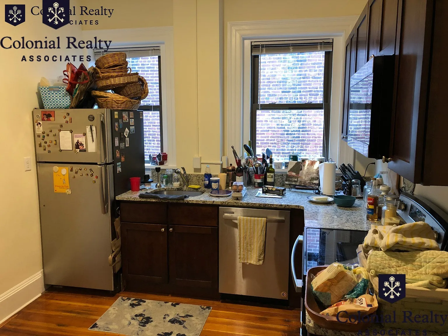 2 bed, 1.0 bath, 900 sqft, $3,200 — Photo 3