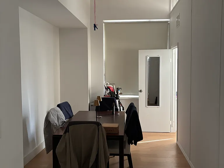 348 W 38th St #1118 — Photo 1