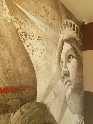 Rented by Manhattan Management LLC | media 11