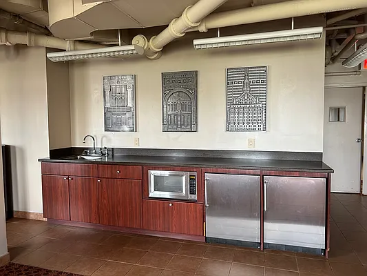 Rented by R New York | media 29