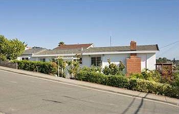 3rd image of 6083 Monterey Ave