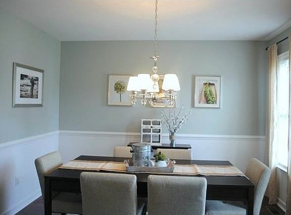 3rd image of 7839 Silktree Pl