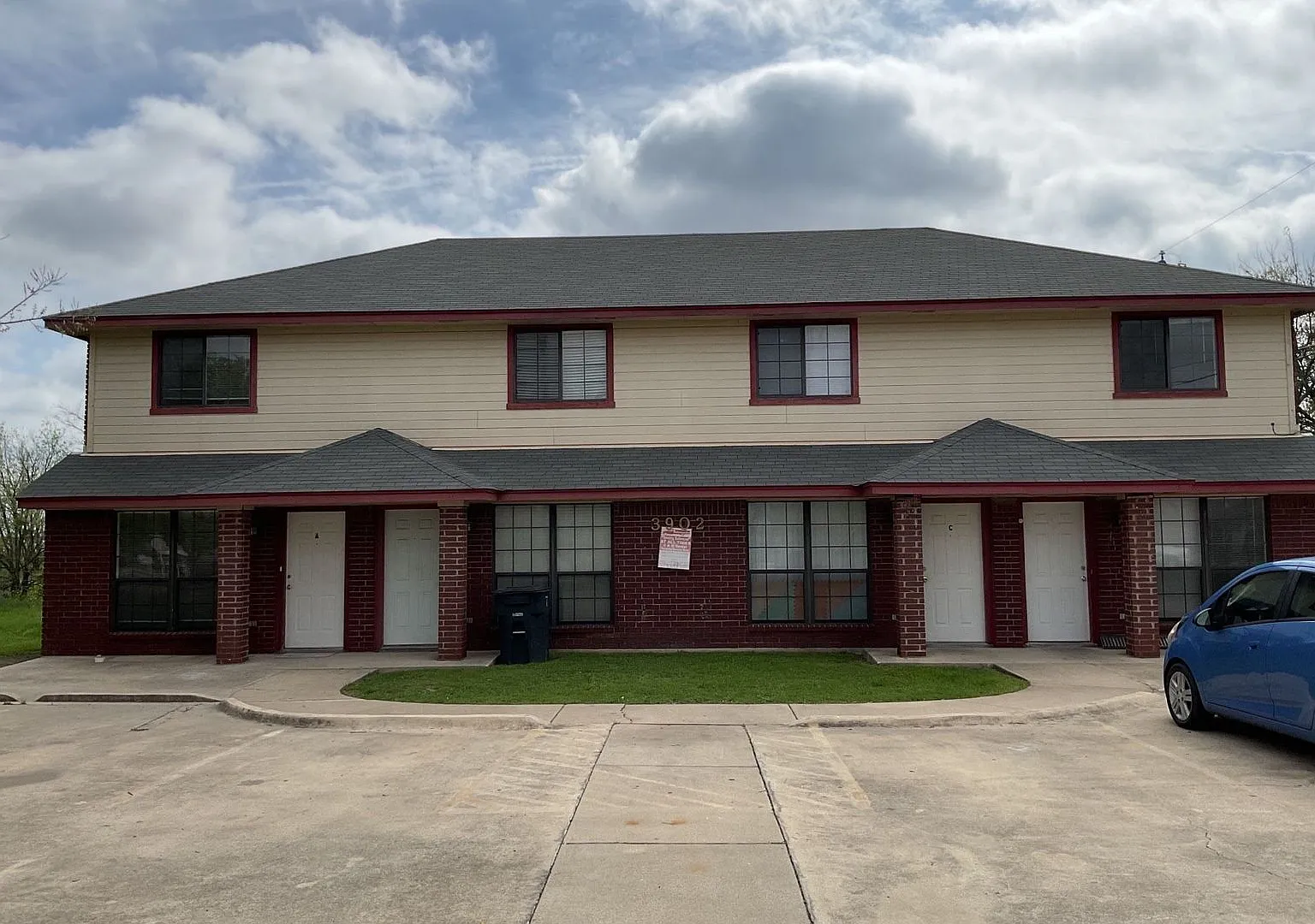 3902 Old FM 440 Rd — Photo 2