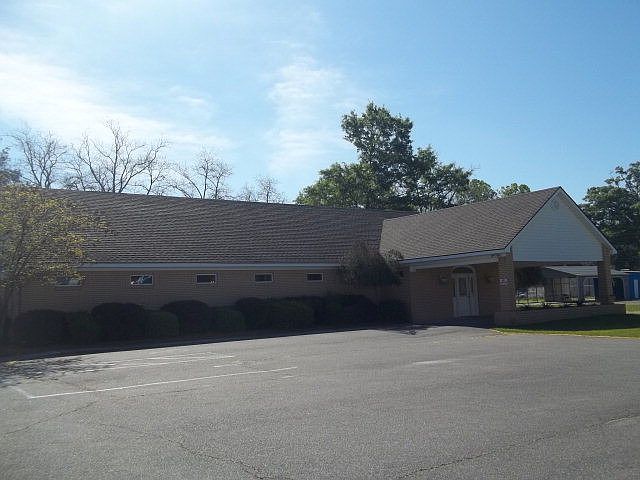 1st image of 603 W Dennis Ave