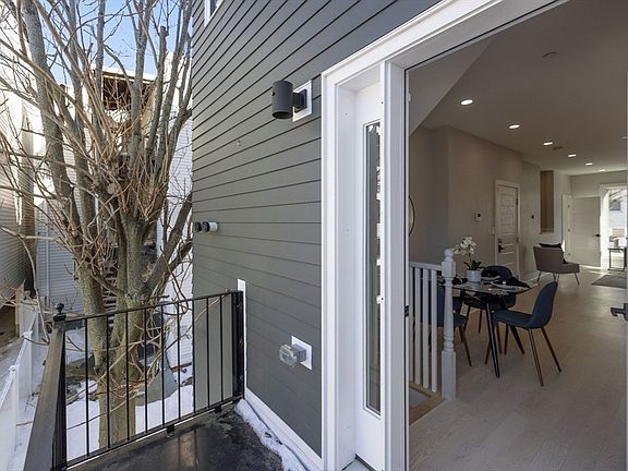 5th image of 96 Cottage St #8
