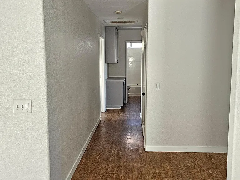 424 E Avenue J11 — Photo 24