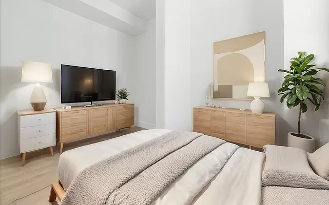 Rented by REAL New York | media 2