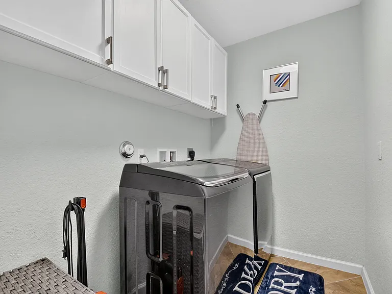 8890 Cobblestone Point Cir — Photo 48