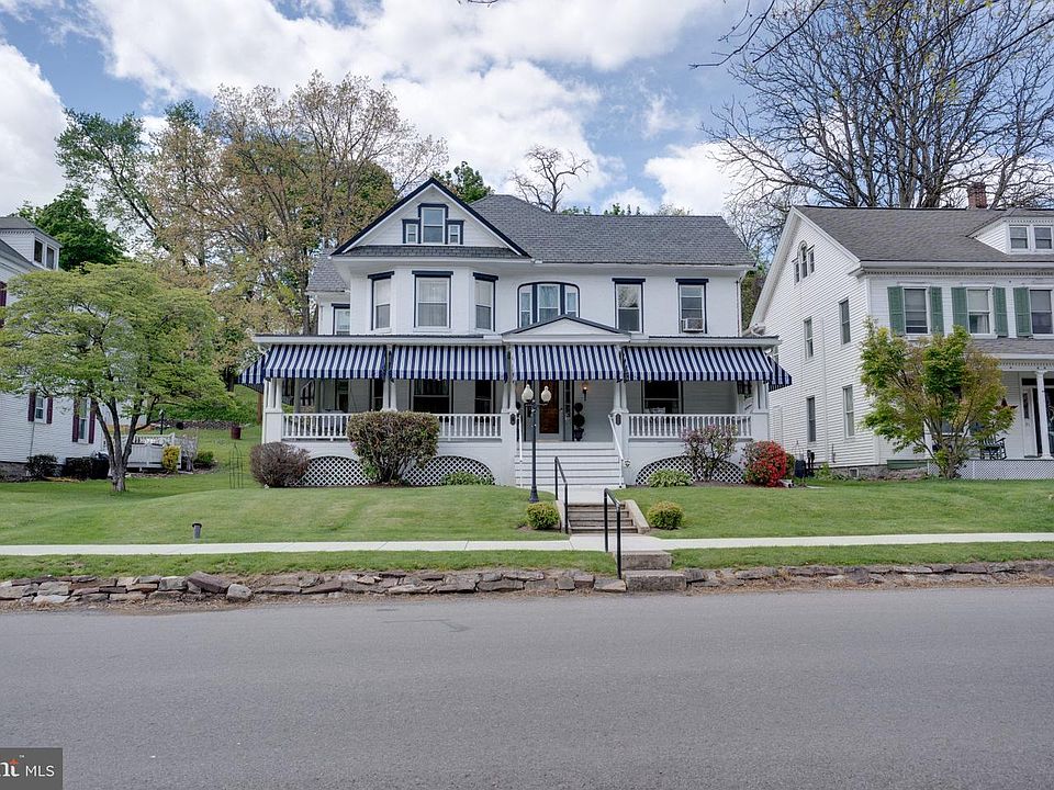 1st image of 149 Walnut St