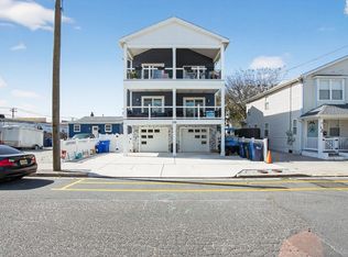 110 W Youngs Ave, Wildwood, NJ 08260