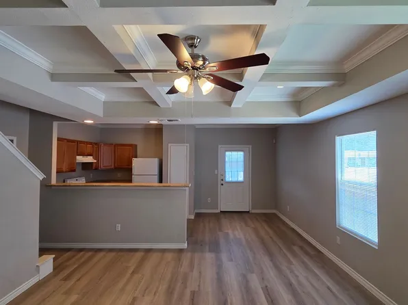 5003 Summit Pass APT 1, San Antonio, TX 78229