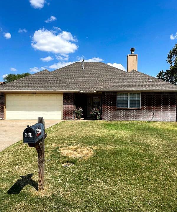 1st image of 601 Aspen Dr
