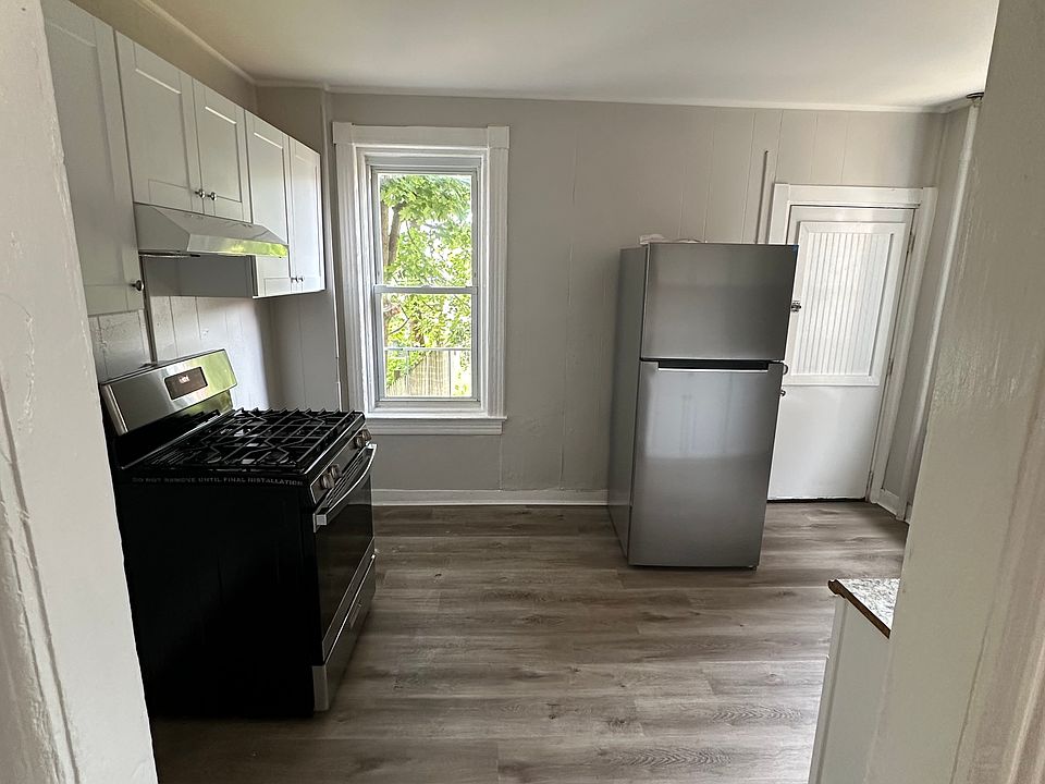1st image of 175 Rosemont Ave