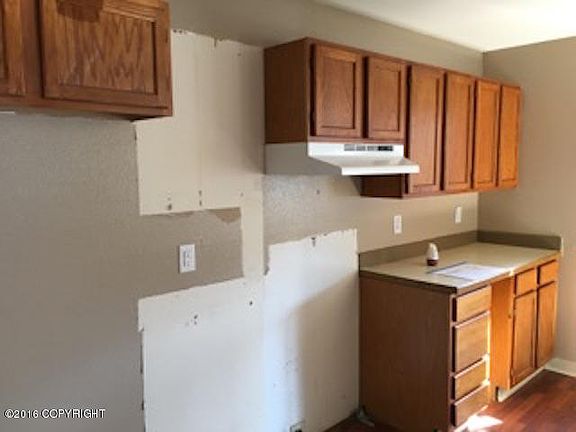 3rd image of 9740 Vanguard Dr APT 32
