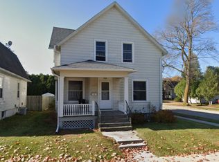 1702 S 10th St, Manitowoc, WI 54220