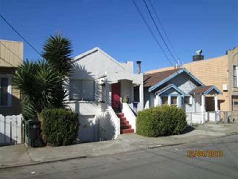 2nd image of 180 Vienna St