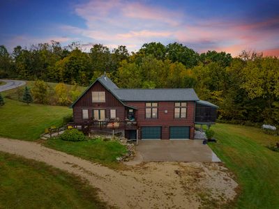 355 Estes Ridge Trl, Guttenberg, IA, 52052