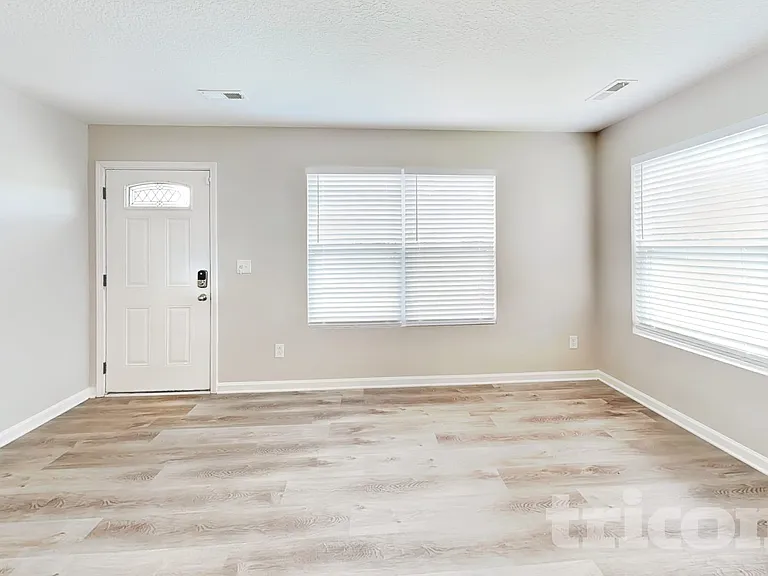 1619 Brookgreen Ave — Photo 3
