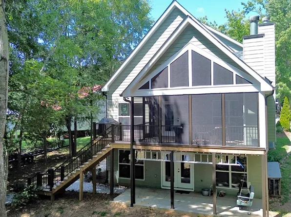 1045 Paynes Creek Rd, Hartwell, GA 30643