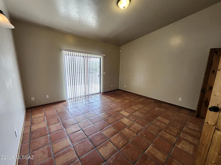 11065 E Snyder Rd — Photo 24