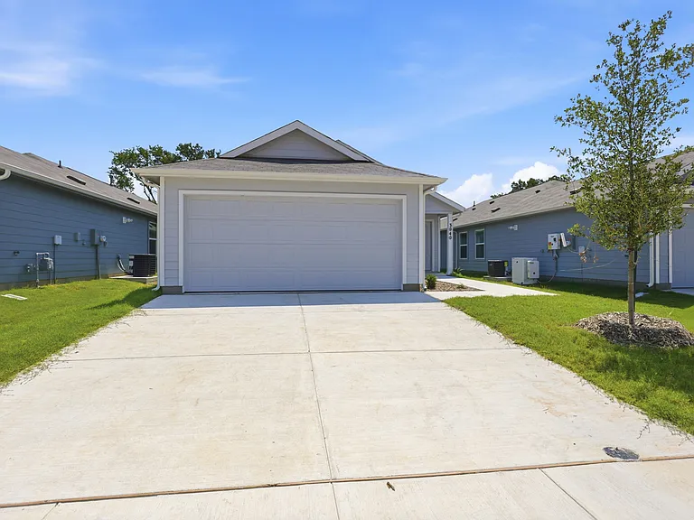 3040 Campeiro Ave — Photo 4