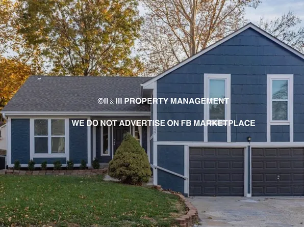 127 Nelson Cir, Olathe, KS 66061
