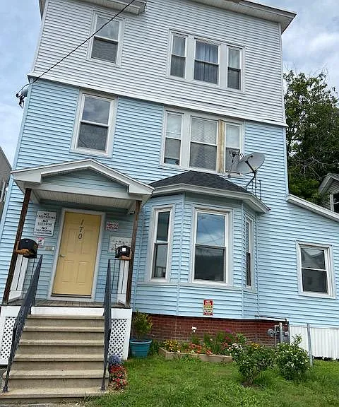 170 Pine St #4 — Photo 26