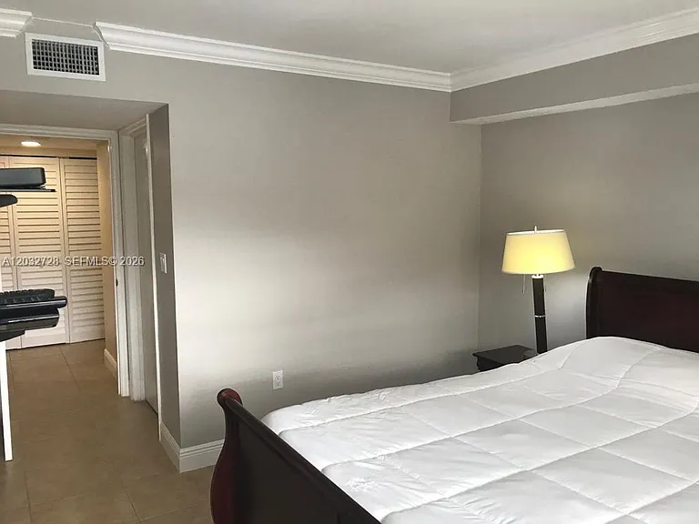 1300 SW 122nd Ave #206-2 — Photo 18