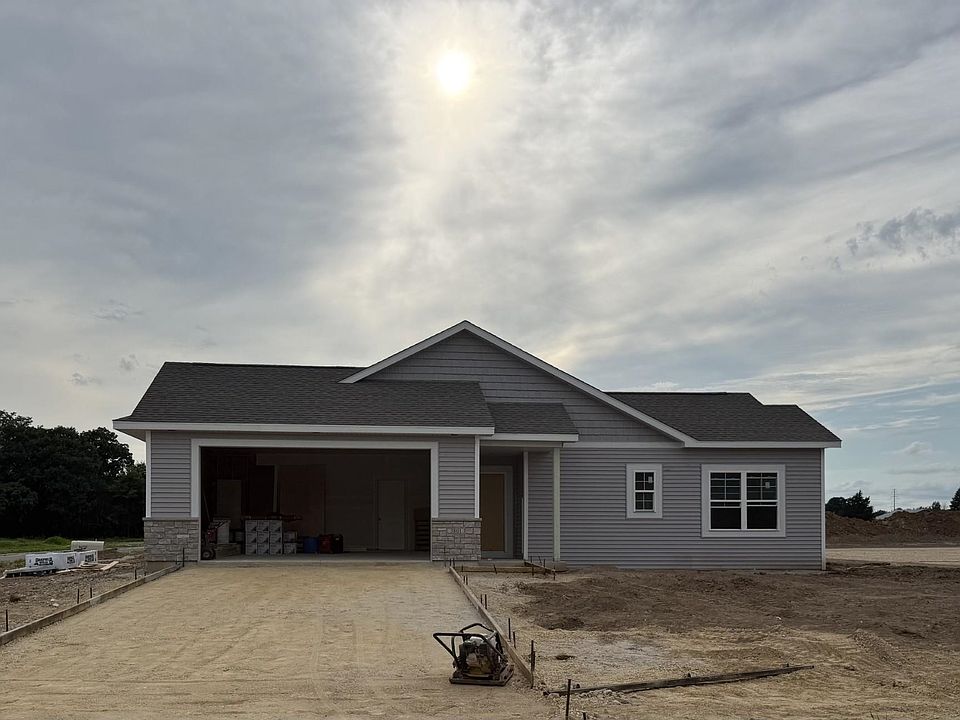 1st image of 3800 Green Ash