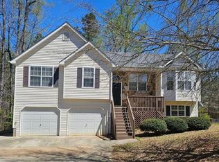 390 Princeton Dr, Dallas, GA 30157