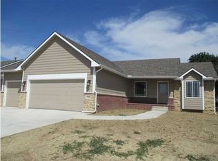 2326 S Cranbrook St, Wichita, KS 67207