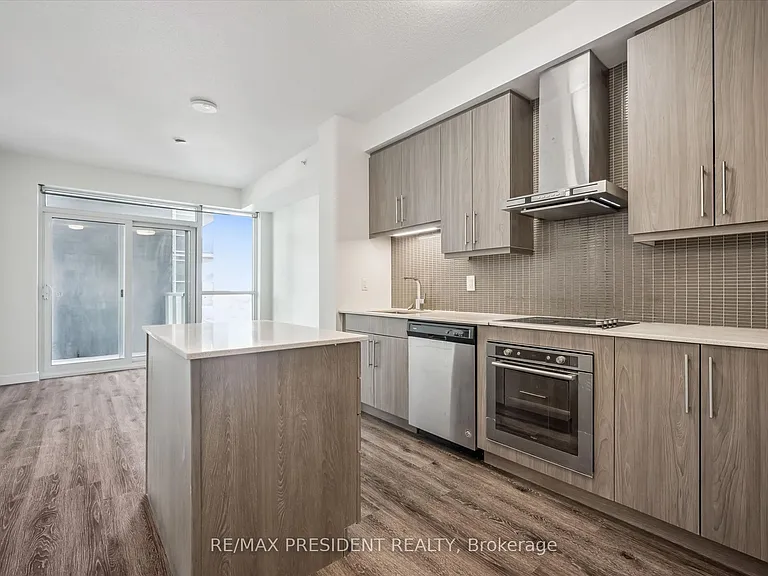 2087 Fairview St #1401 — Photo 8