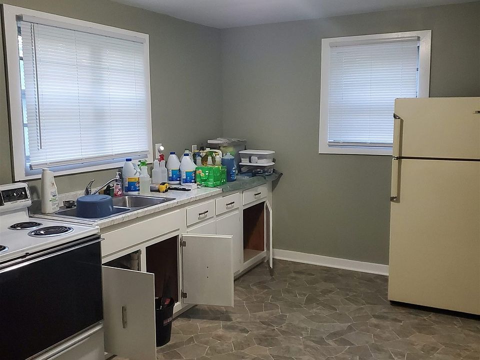 2nd image of 1788 Campbell Rd