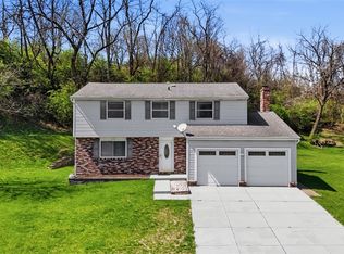 720 Blueberry St, West Mifflin, PA