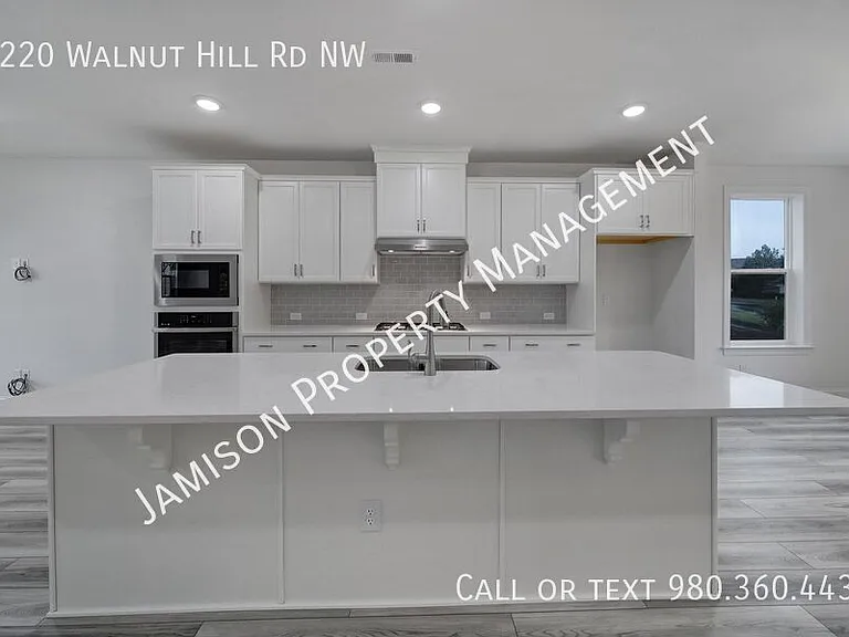 9220 Walnut Hill Rd NW — Photo 9