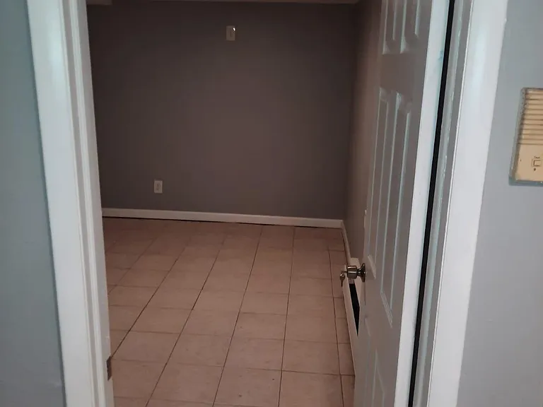 241 Griffith St #1 — Photo 4
