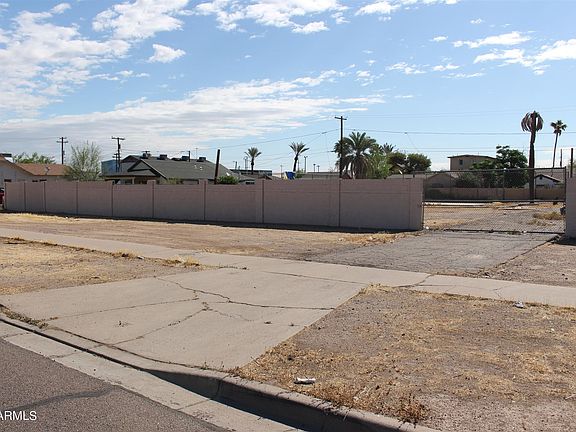 4th image of 375 N 21st Ave