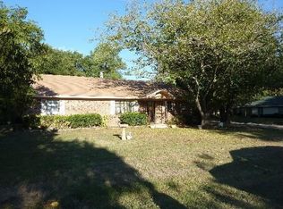 400 Chumney Dr, Teague, TX