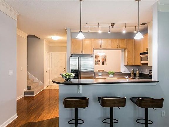 5th image of 401 16th St NW Unit 1378