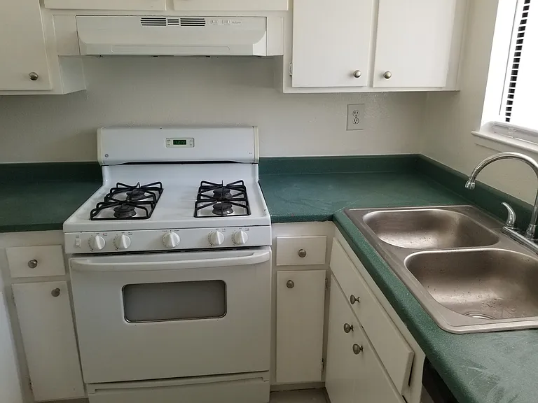 363 Occidental Cir — Photo 11
