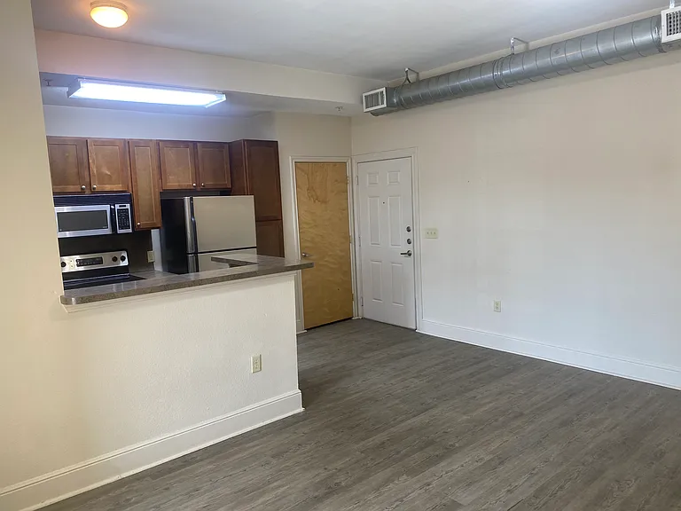 2301 Midwestern Pkwy #204 — Photo 2