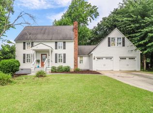 858 Woodgreen Cir, Mount Pleasant, SC 29464