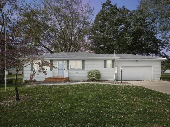 5465 Old Logan Rd SE, Lancaster, OH 43130