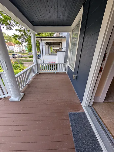 1415 SW Western Ave Photo 1