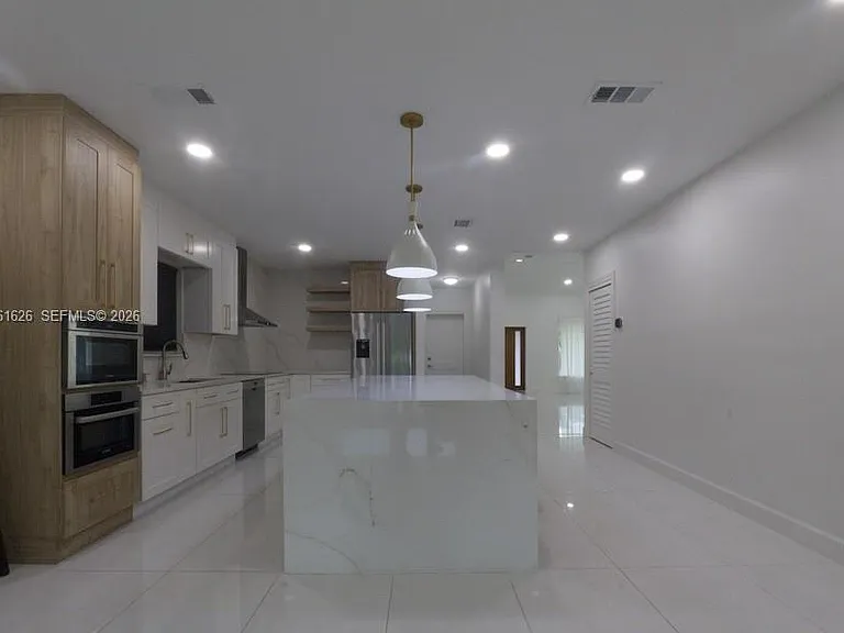 6305 SW 31st St — Photo 13