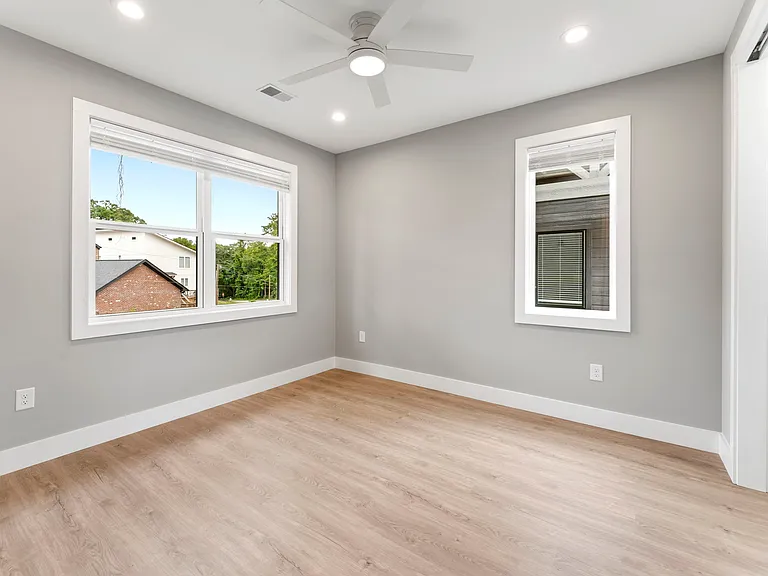 317 Wilkins St — Photo 43