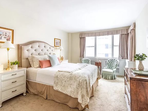 5th image of 233 E 69th St APT 12B