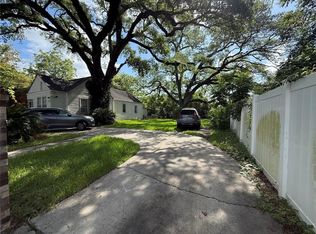 3425 Live Oak Pl, New Orleans, LA 70122
